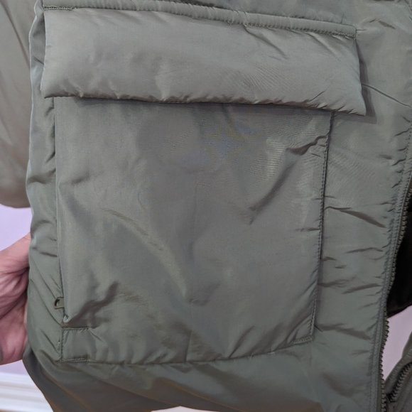 NWT Fabletics All Weather Jacket Size Small - Picture 8 of 10